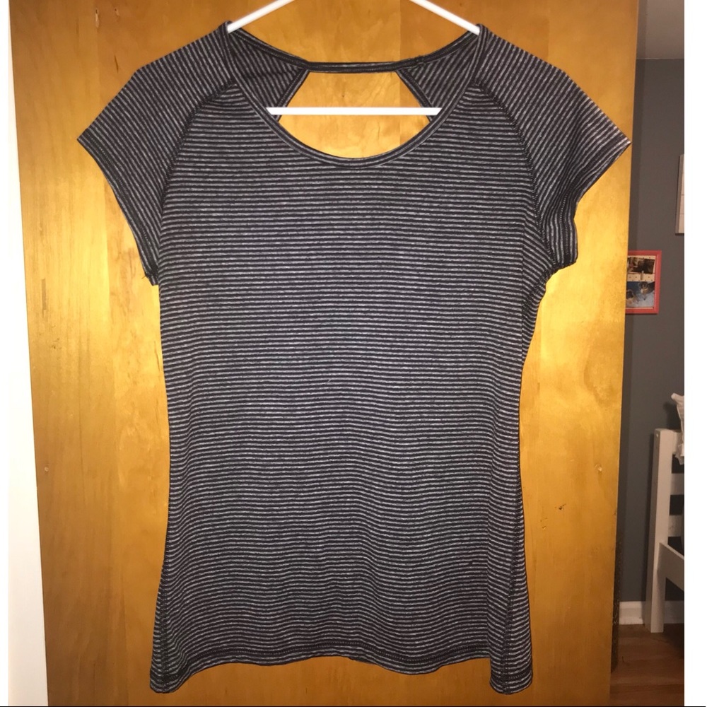 Champion Striped Athletic T-Shirt Size:M